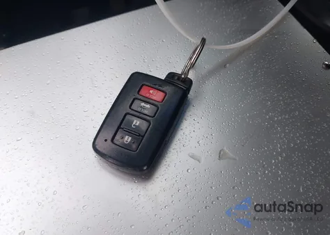 2013 Toyota Avalon Xle Touring z USA, uszkodzony, nr VIN 4T1BK1EB1DU024076